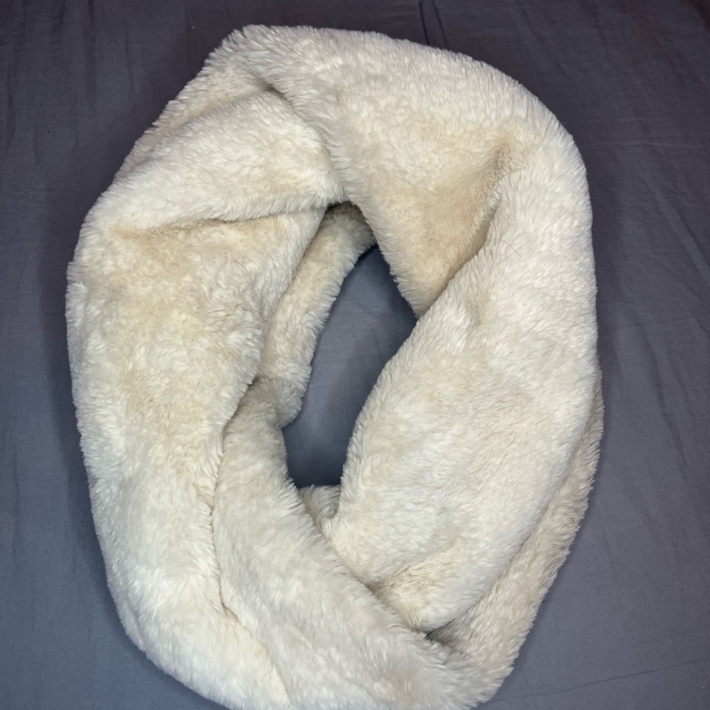 Infinity scarf - Picture 3 of 4